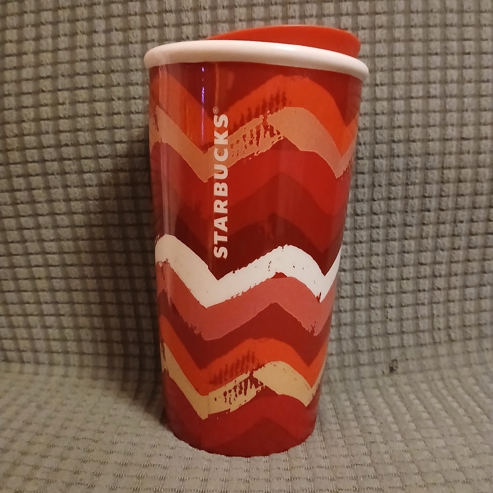 Starbucks 2014 Red Chevron Ceramic 10 oz Travel Cup (011126F)